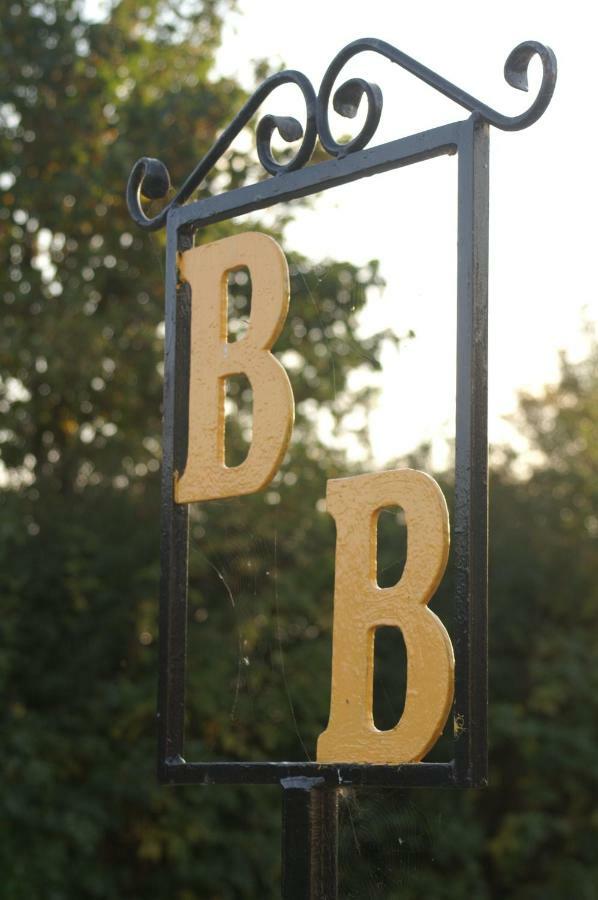 Y-Not Guest House Бостон Экстерьер фото