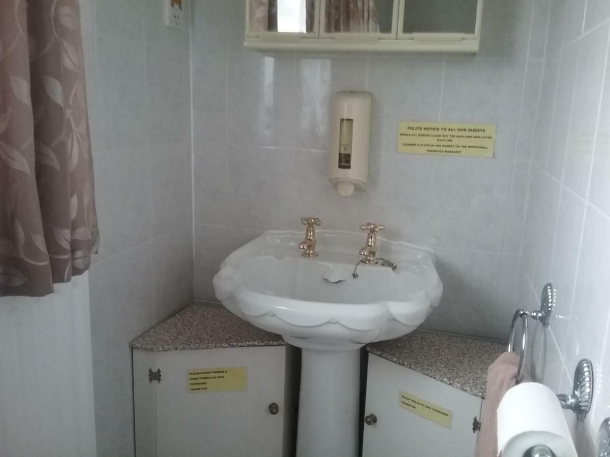 Y-Not Guest House Бостон Экстерьер фото